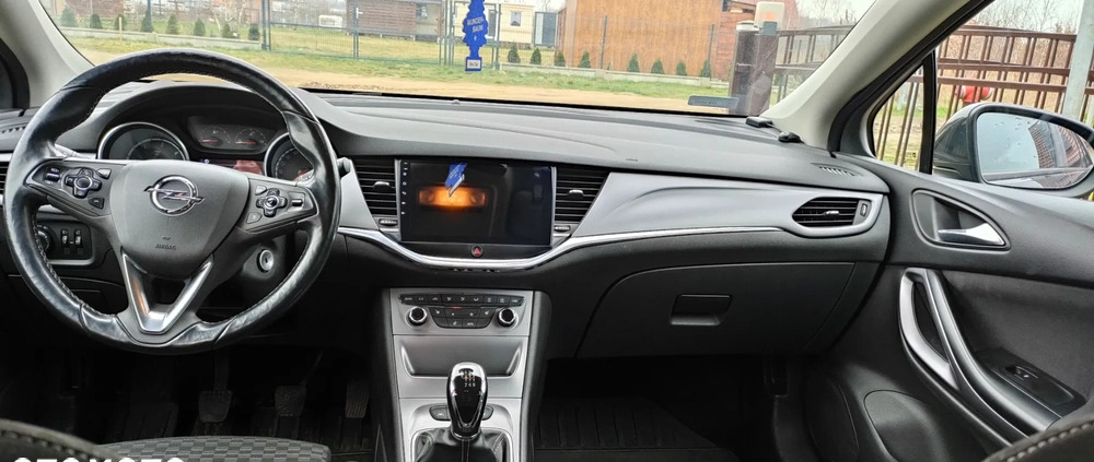 Opel Astra cena 36000 przebieg: 195000, rok produkcji 2016 z Dobrzyca małe 121